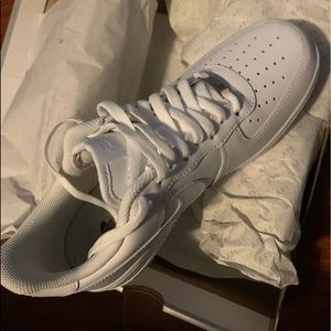 Nike Air Force 1’s white